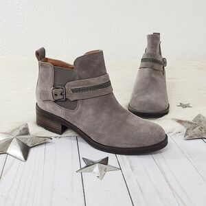 Gentle Souls Kenneth Cole Penny Ankle Bootie Concrete Gray Suede Women's 7.5